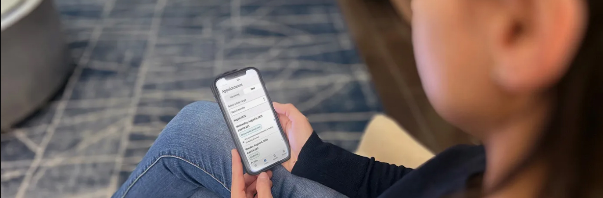 Spy on iPhone 17 Pro Max with own phone